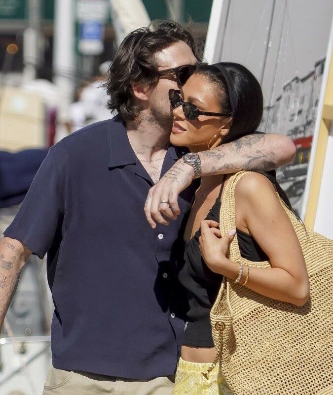 Brooklyn Beckham i Nicola Peltz w Saint-Tropez