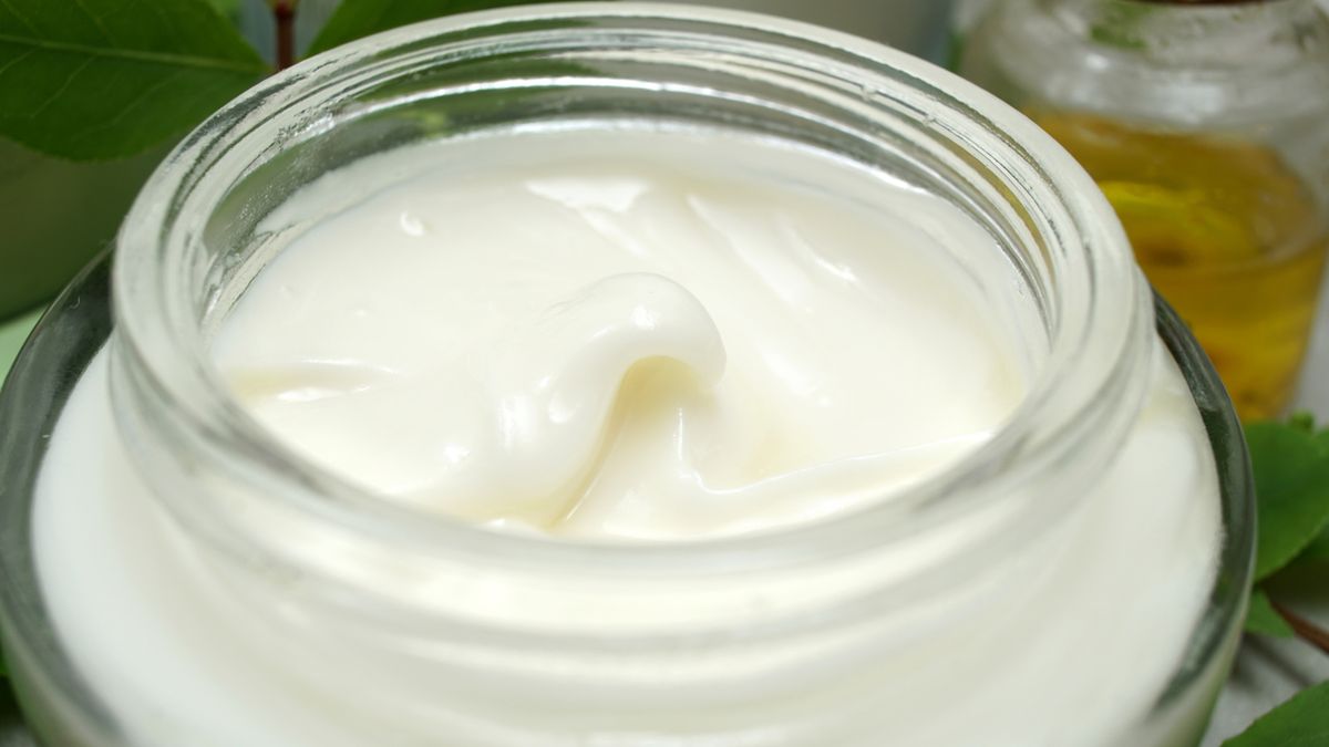 Krem do cery naczynkowej wzmacnia skórę i ściany naczyń krwionośnych