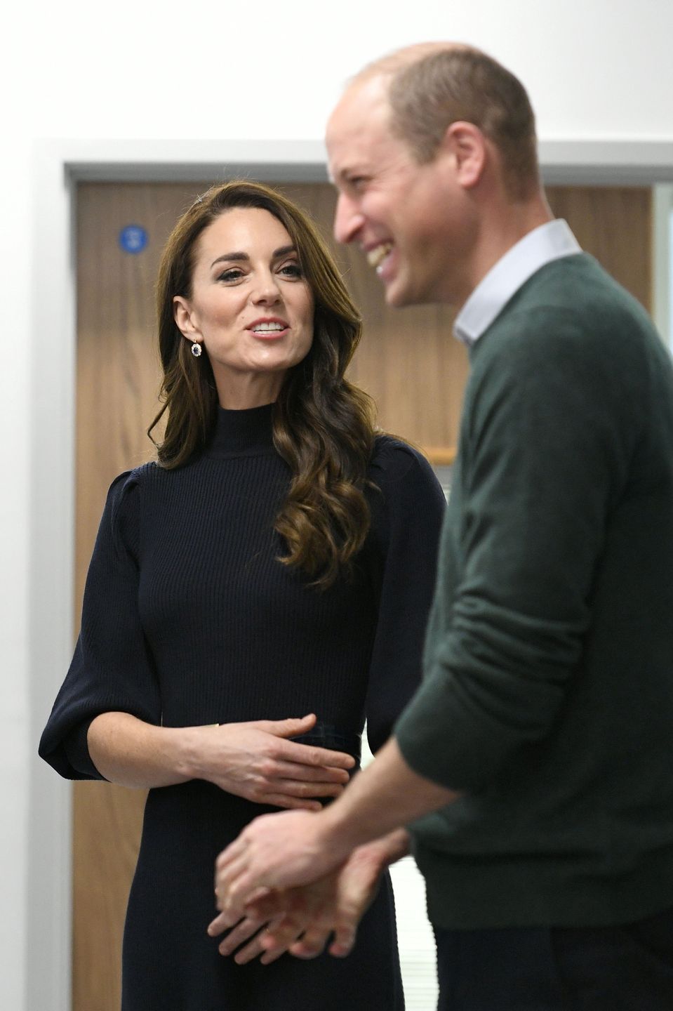 Kate i William cali w skowronkach odwiedzają Liverpool