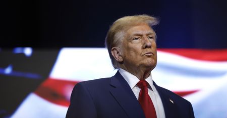 Trump zapowiada rozmowę z Putinem. Planuje też "największą akcję"