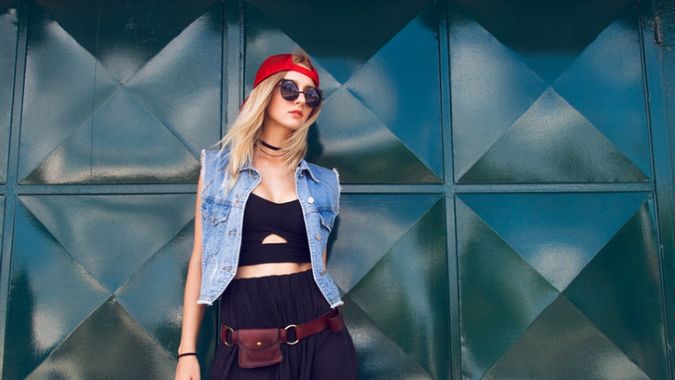 Moda z lat 90. jest obecnie w trendach