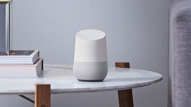 Google Home - inteligentny głośnik z Assistantem