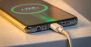 Problemy z baterią w tych smartfonach. Użytkownicy są zaniepokojeni