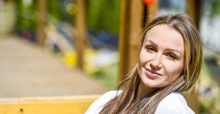 Sylwia Madeńska w krótkich szortach. Nogi do nieba