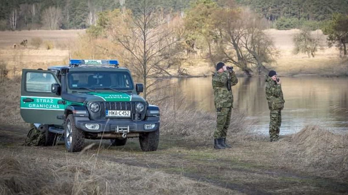 Straż Graniczna pomogła kobiecie, która urodziła dziecko. 
