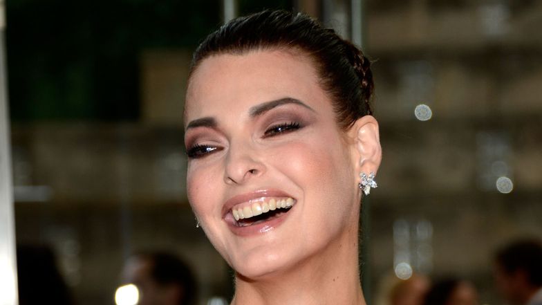 Linda Evangelista WRACA DO ŚWIATA MODY! Wystąpiła w sesji dla Fendi (FOTO)