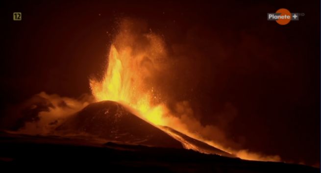 Kanały Canal+ i TeenNick w ofercie Polsat Box. Walka o klientów sieci kablowych