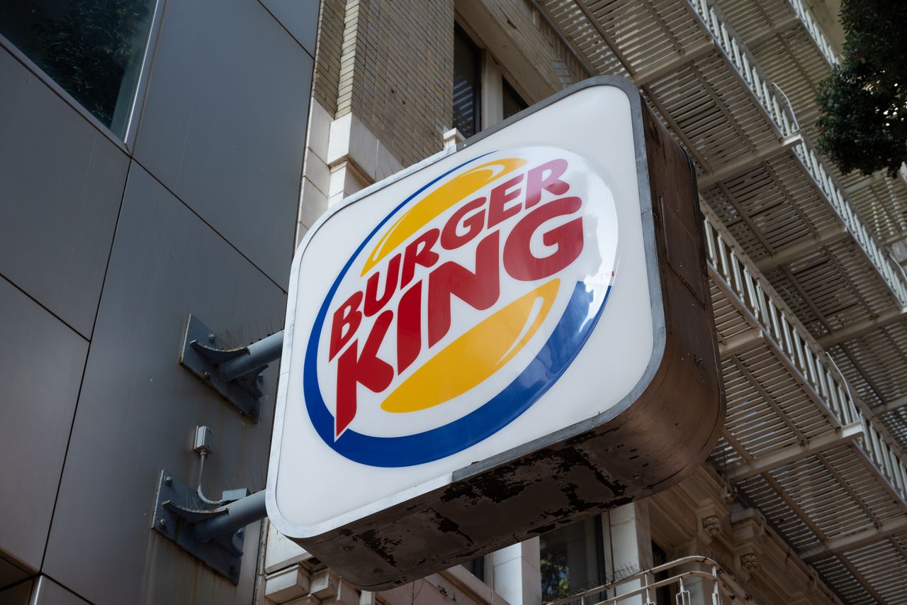 Kontrowersyjny pomysł Burger King. AI "przypilnuje" pracowników
