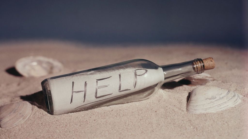 List w butelce. Zdjęcie ilustracyjne, które nie przedstawia znalezionej butelki i listu, które opisano w artykule.