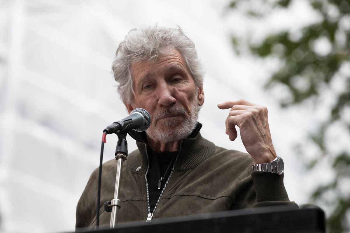 Roger Waters znów szokuje. Muzyk obraża Polaków 