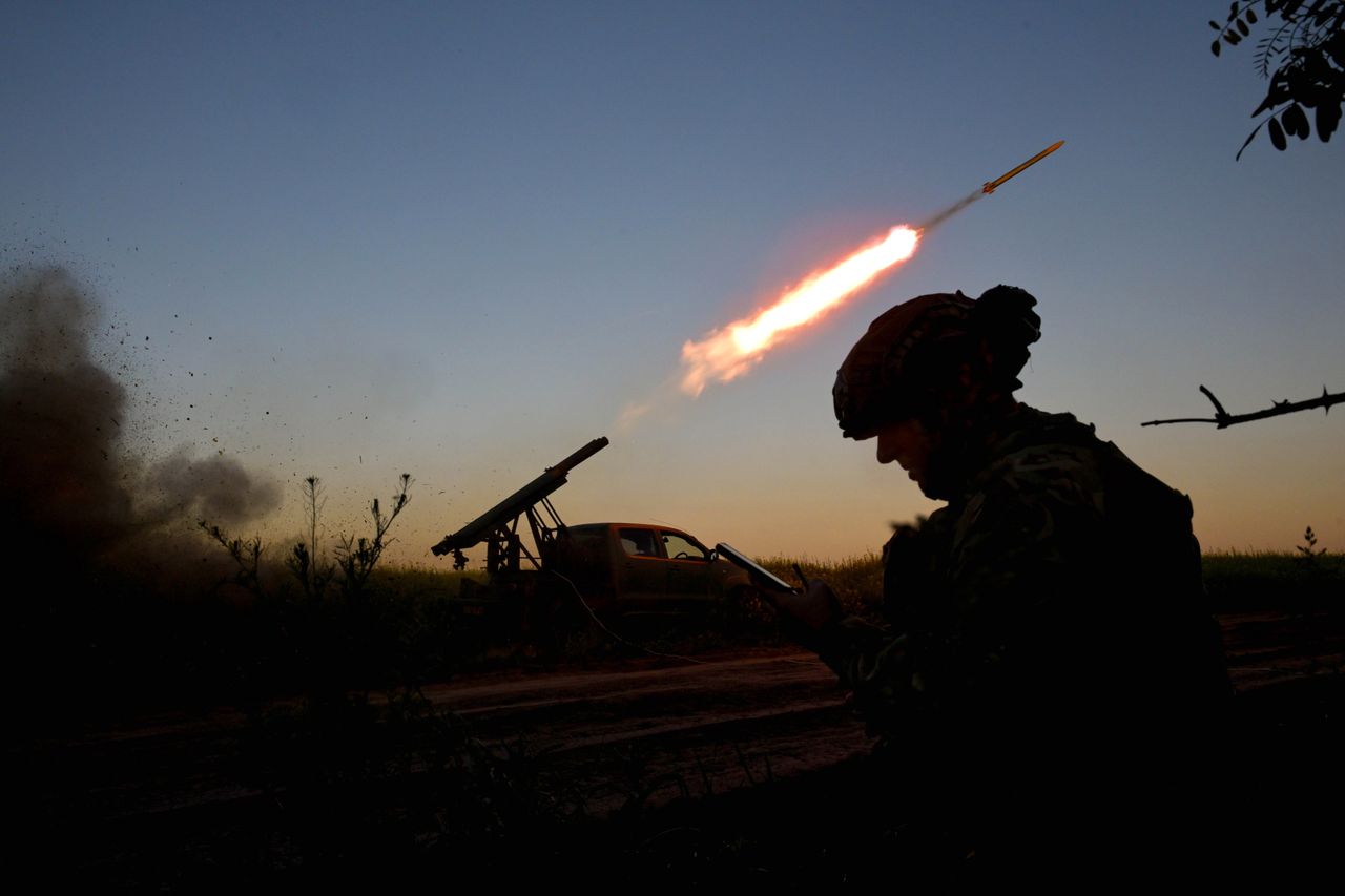Ukraine launches attack on Russian missile base