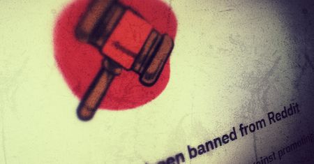 Reddit robi czystkę: zamknięto tysiące działów. Powodem promowanie mowy nienawiści