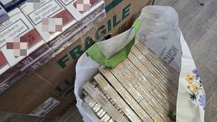 Bielawa: Dwoje 61-latków zatrzymanych z kontrabandą. Przejęto nielegalne wyroby i blisko 200 tysięcy złotych