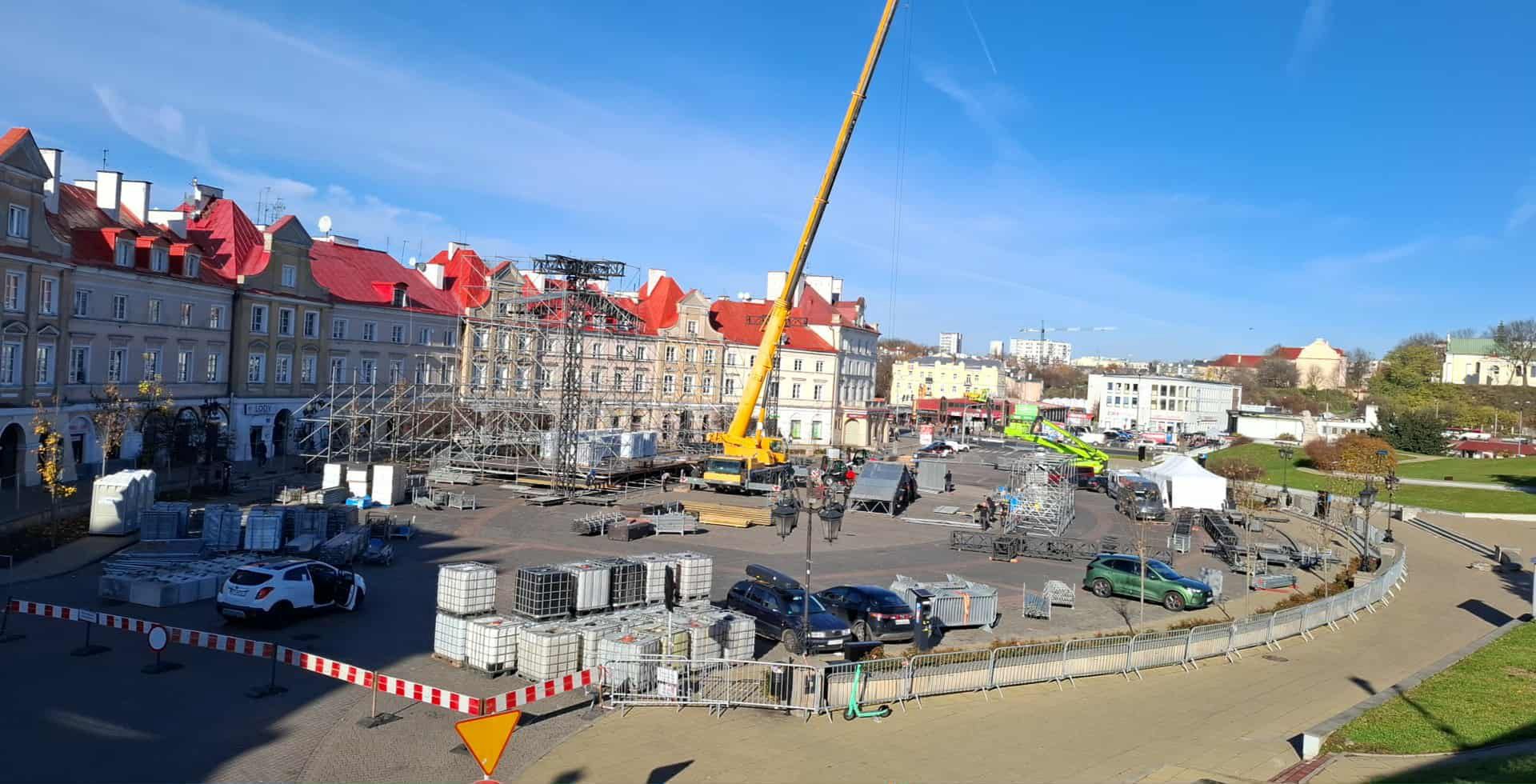 W Lublinie budują scenę na koncert "Polska na TAK!" 