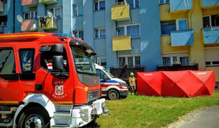 Mężczyzna wypadł z czwartego piętra. Zginął na miejscu