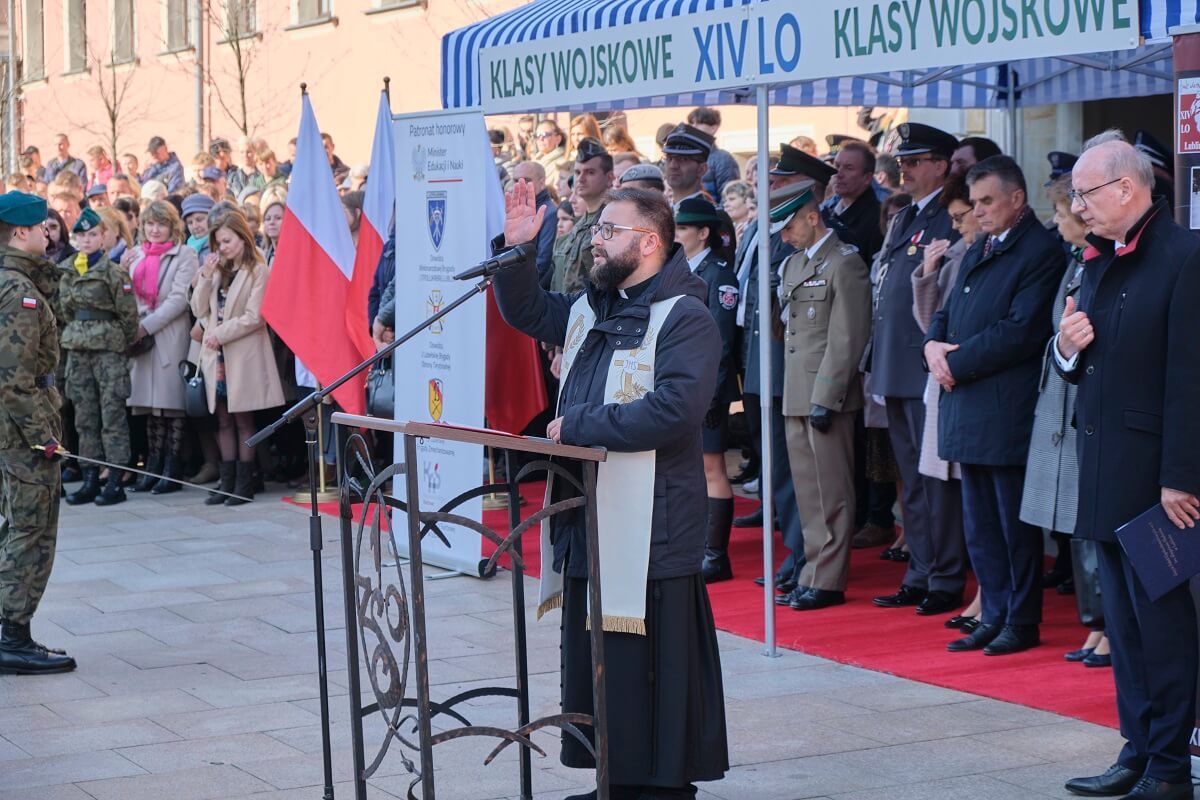 Ślubowanie kadetów klas mundurowych XIV LO Lublin