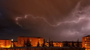 Szczecin: Nadchodzą burze. Ostrzeżenie meteorologiczne dla mieszkańców