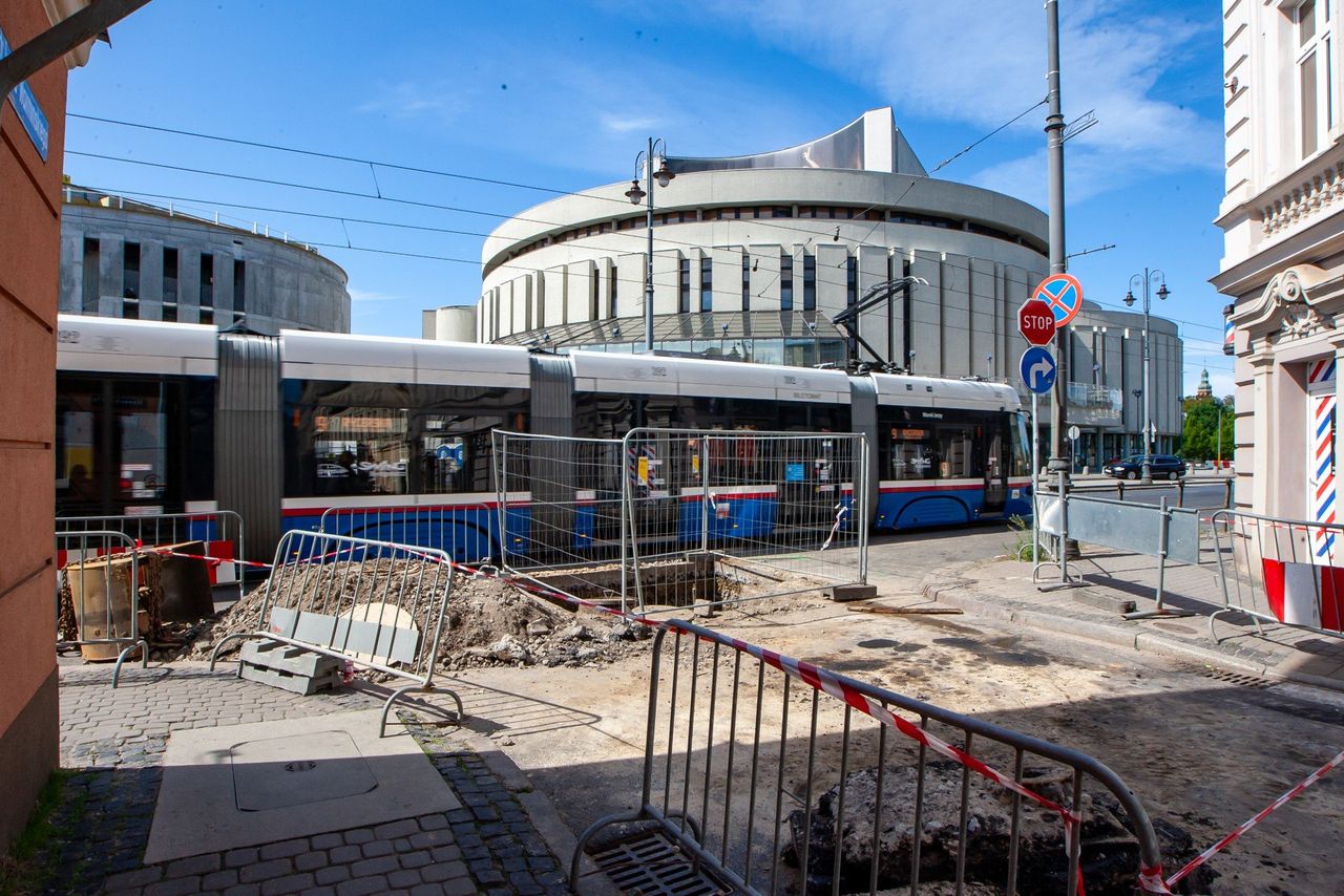 Bydgoszcz: Wakacyjne utrudnienia na ul. Warmińskiego i Focha. Trwają tam prace związane z kanalizacją deszczową