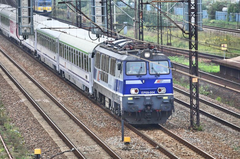 Tory zalane. PKP odwołuje część pociągów