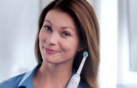 Anna Lucińska reklamuje szczoteczki Oral-B (wideo)