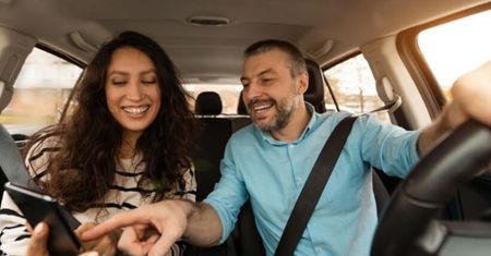 Uber widzi to inaczej niż Bolt. Taksówka na podsłuchu to za mało