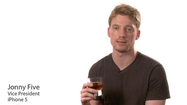 "Zakazana" reklama iPhone’a 4S [wideo] 1