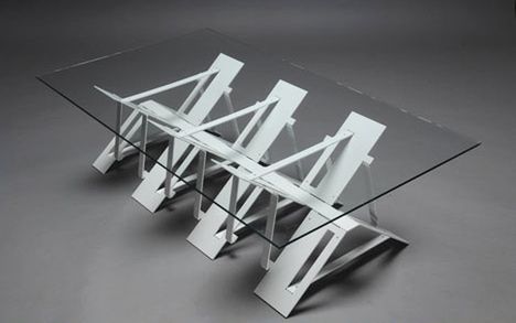Biurko jak origami z jednego kawałka blachy 3