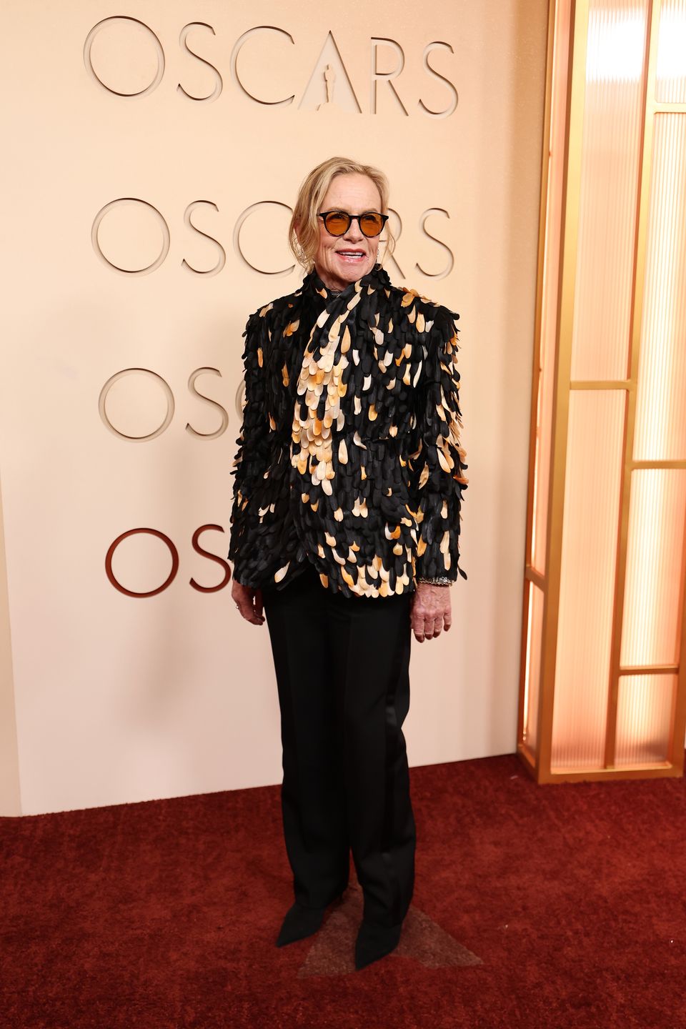  Amy Madigan 