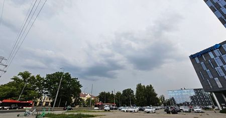 Pogoda na długi weekend sierpniowy. Przed nami upalne dni, ale z burzami w tle. IMGW ostrzega!