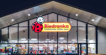 Biedronka pokazała wyniki. Sprzedaż w górę