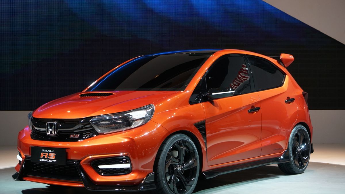 Duże felgi, wlot powietrza na masce, odważny bodykit, a pod maską... ekonomiczny silnik.