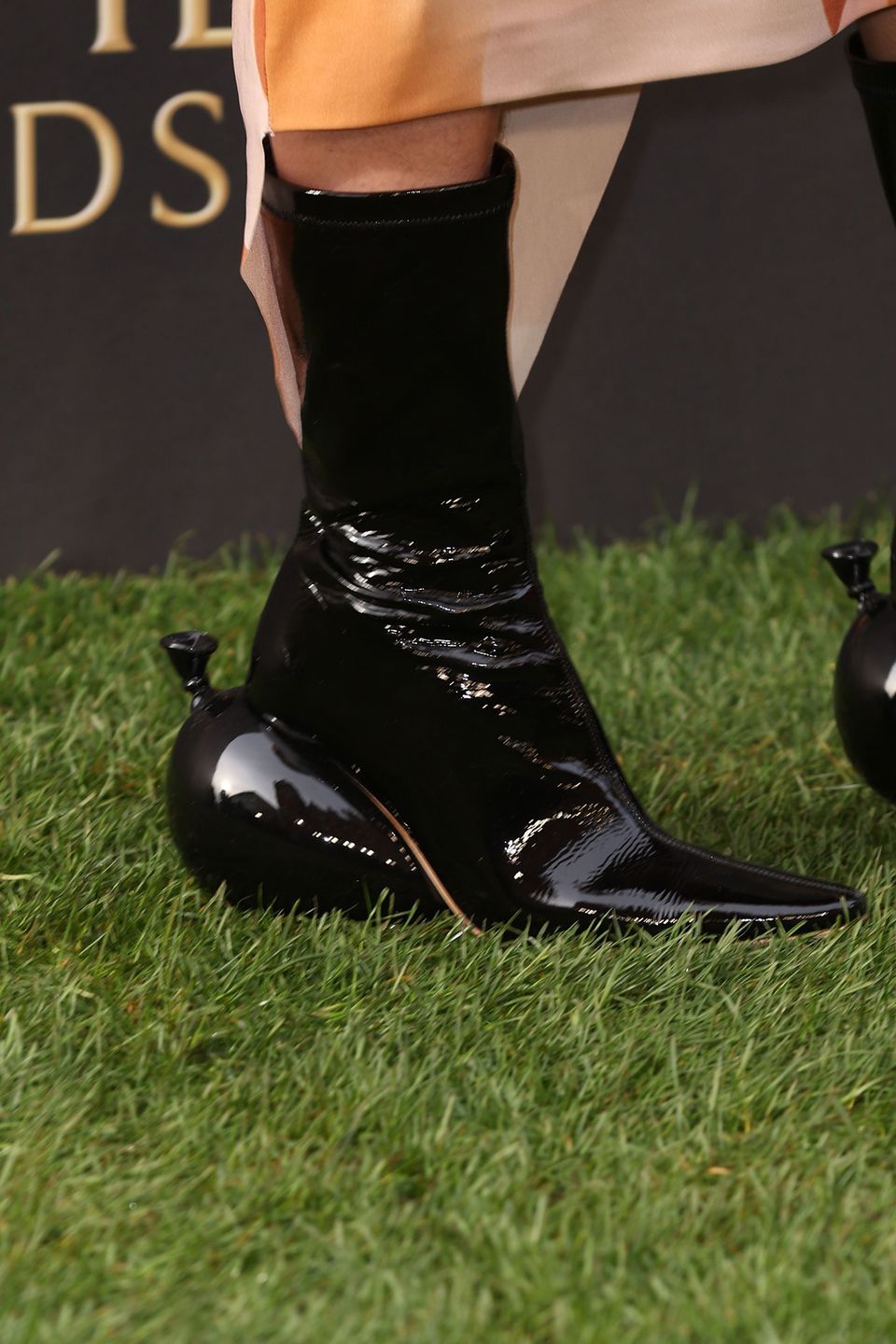 Emma Corrin na Olivier Awards