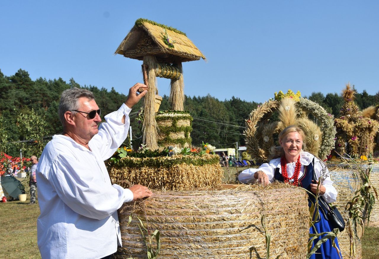Bydgoszcz: Przygotowania do dożynek w gminach idą pełną parą. Wiemy już gdzie i kiedy będziemy się bawić
