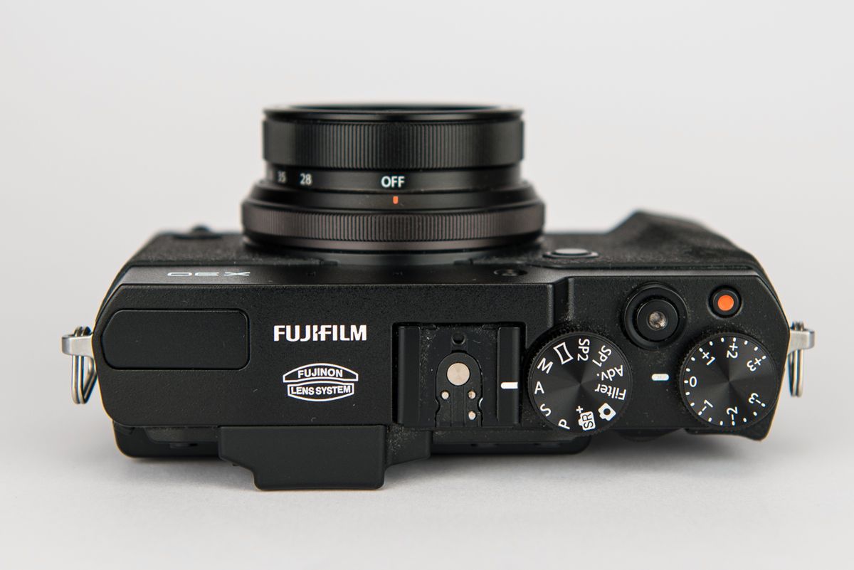 Fujifilm X30 - retro i premium jeszcze lepiej połączone [test] 6