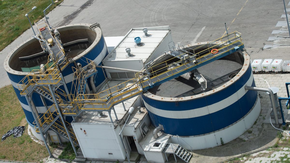 Oczyszczalnia ścieków. Zdjęcie ilustracyjne