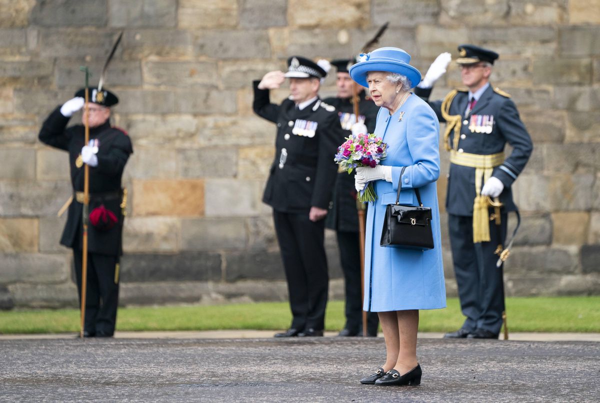 Królowa Elżbieta II podczas jednej z wizyt w Szkocji. 