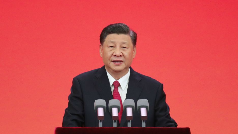 arch46
(210629) -- BEIJING, June 29, 2021 (Xinhua) -- Chinese President Xi Jinping, also general secretary of the Communist Party of China (CPC) Central Committee and chairman of the Central Military Commission, delivers an important speech at the ceremony to present the July 1 Medal, the Party's highest honor, to outstanding Party members at the Great Hall of the People in Beijing, capital of China, June 29, 2021. The award ceremony of the July 1 Medal was held Tuesday morning at the Great Hall of the People in Beijing. (Xinhua/Liu Weibing)
Liu Weibing