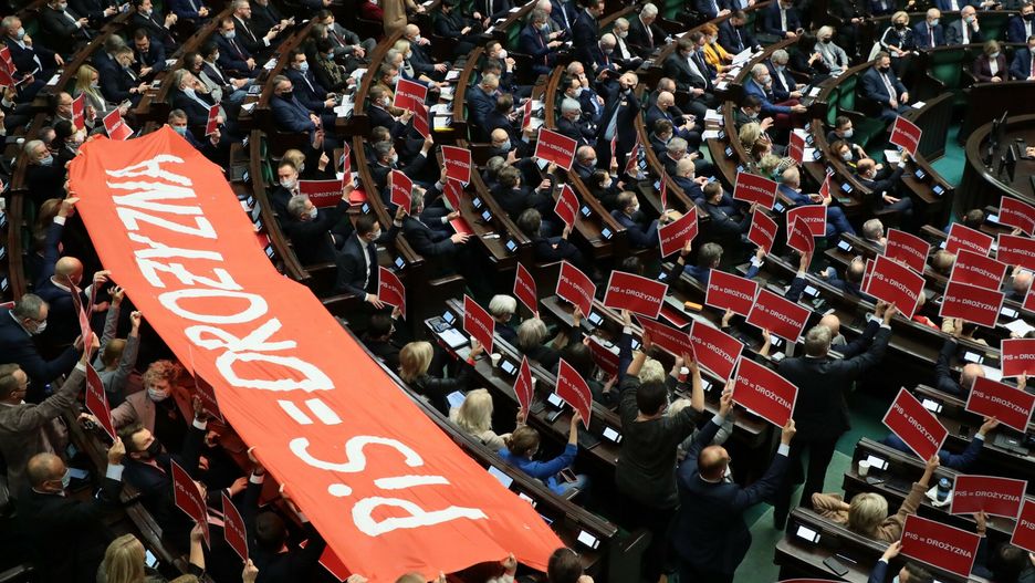 45. posiedzenie Sejmu IX kadencjiFot. Piotr Molecki/East News, Warszawa, 17.12.2021. 45. posiedzenie Sejmu IX kadencji.Piotr Molecki