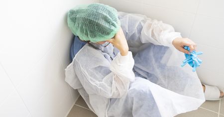 Wrocław. Koronawirus. Pacjent zero ma problem. Nadal nie wie, czy jest już zdrowy