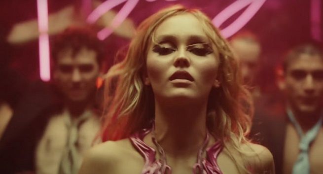 „Idol” cieszy się powodzeniem w Polsce i Skandynawii. Jak wyglądają globalne wyniki oglądalności nowego serialu HBO?