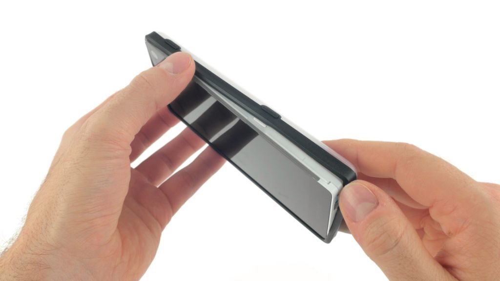 Modułowy smartfon Fairphone 2 został rozebrany na części. Czy to rzeczywiście jest takie proste? 1