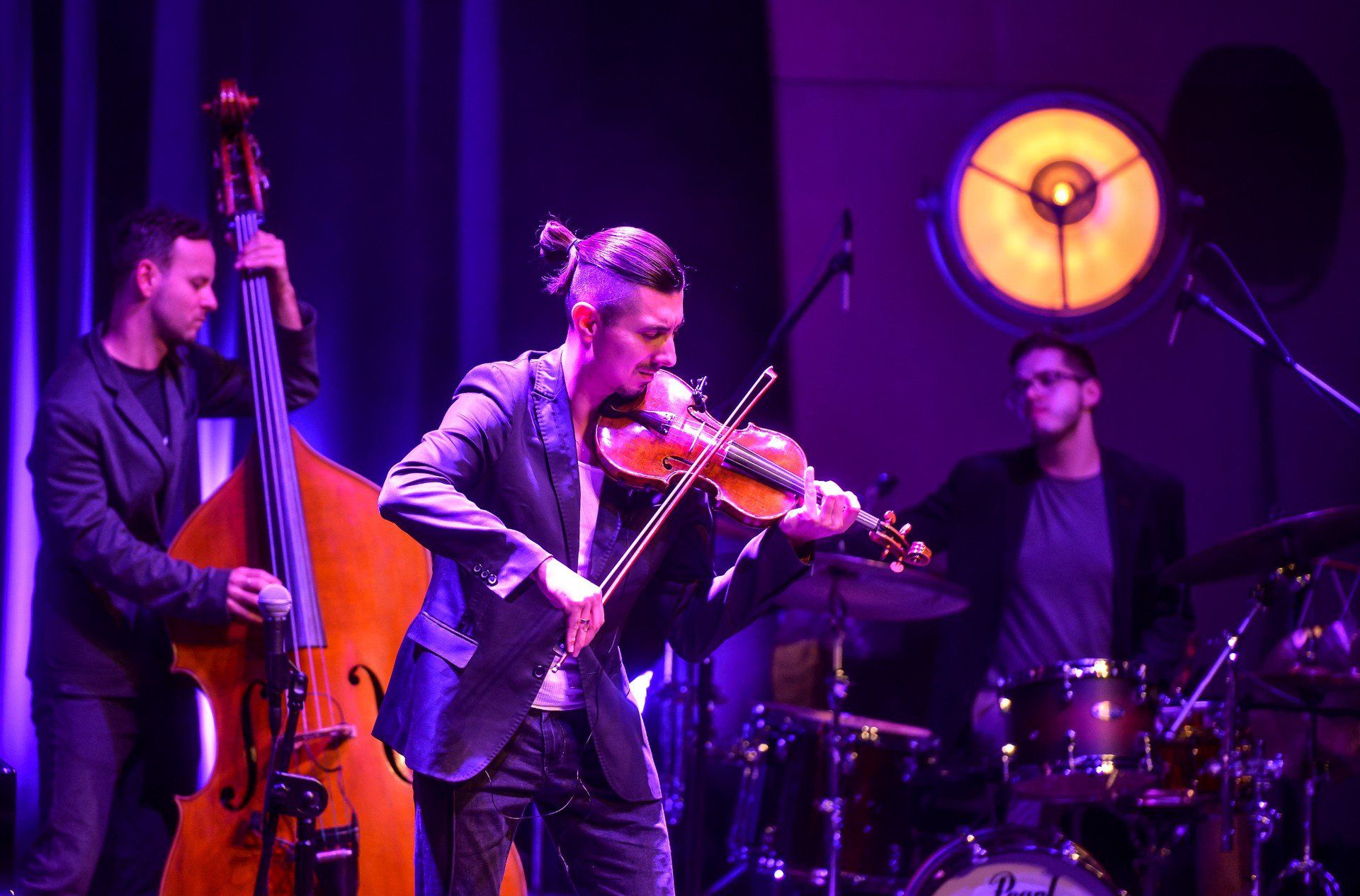 Rozpoczynamy okres radosnego świętowania Dnia Niepodległości. Organizatorzy przygotowali naprawdę sporo atrakcji, które z pewnością umilą nam czas oraz przypomną, że warto cieszyć się wspólnie. 