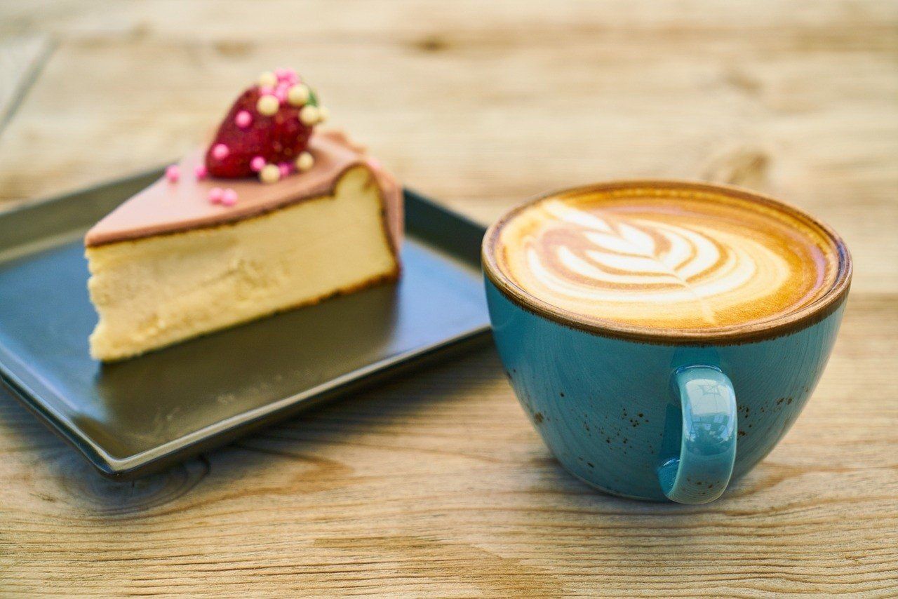 Co zrobić aby sernik był wilgotny?