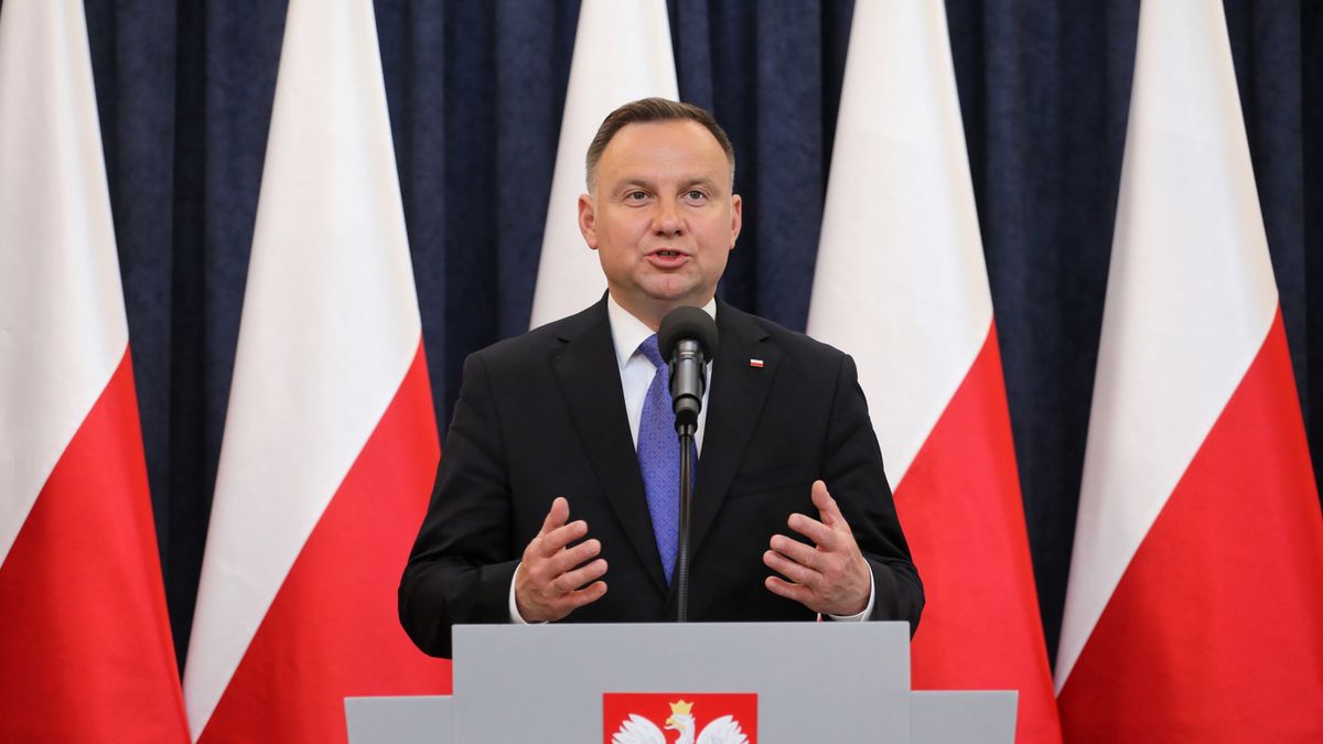 Nowy sondaż. Duda wygrywa, ale przewaga nie jest duża