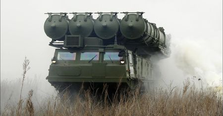 Sprzęt wart dziesiątki milionów. S-300 poszły z dymem