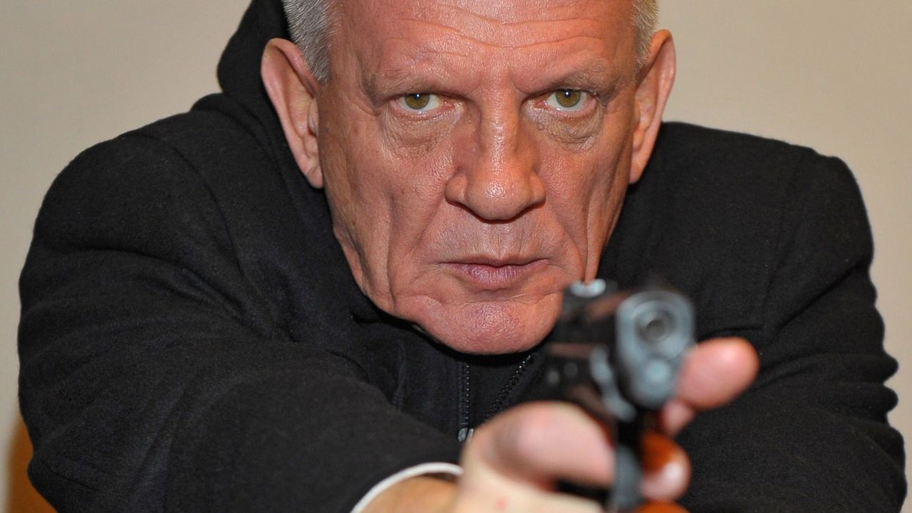 "Strzelaj w opony!". Policjanci chcieli być jak Borewicz, skończyło się klapą