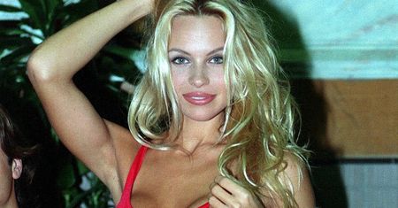 Zaskakujące życie Pameli Anderson. O tych szczegółach wie niewielu
