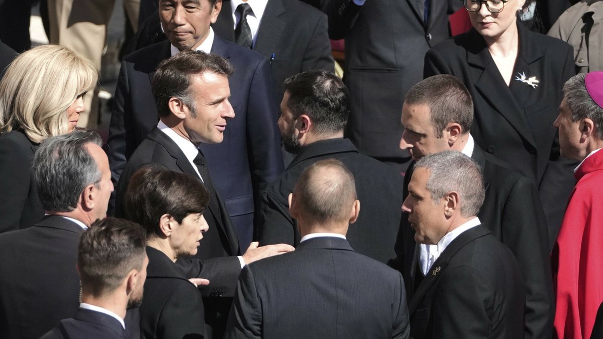 Prezydent Francji rozmawiał z prezydentem Ukrainy