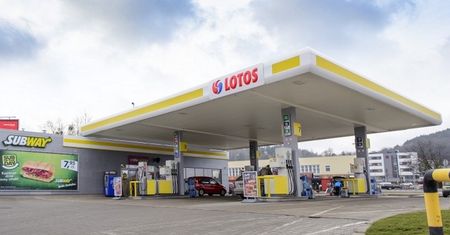 Lotos notuje rekordową sprzedaż. W tym roku zarobił już 2,2 mld zł