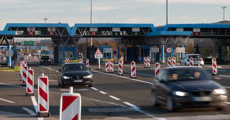 Rewolucja turystycznym kraju. Koniec z gotówką i bramkami